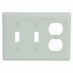 WALLPLATE TOGGLE 3-GANG DUPL